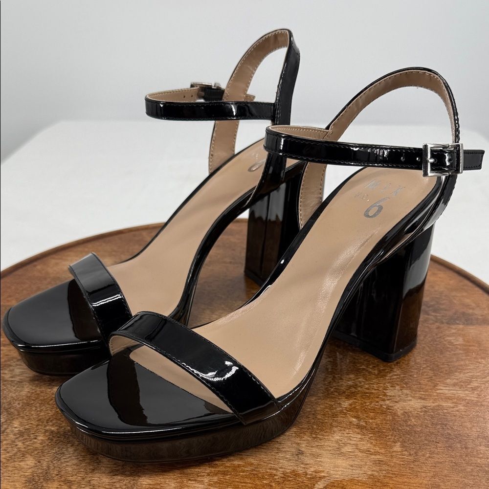 Mix No 6 Shoes Wm 8.5 Wide Sundra Black Faux Patent Leather Sandals Block Heel